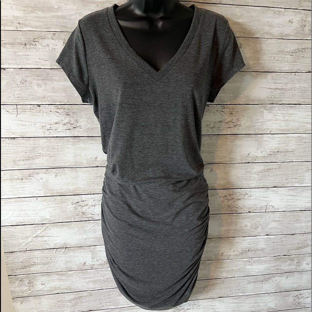 ATHLETA Topanga V-Neck Heather Gray dress size M